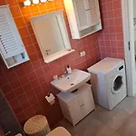 Homey Vacaresti Apartment