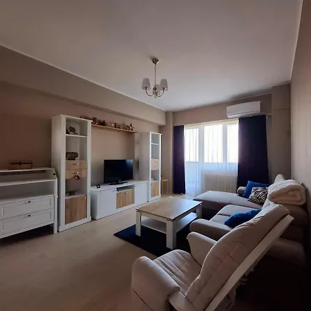 Apartment Homey Vacaresti Bucharest