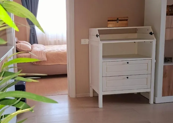 Homey Vacaresti Апартаменти Бухарест